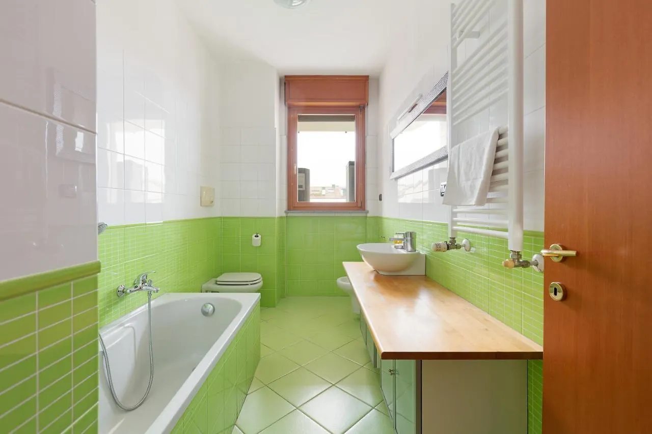 Milano-Rubattino Comfy Apt - With 2 Terrace 0*, Milaan Italië